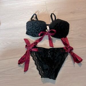 BNWOT Black leopard blush matching lingerie set